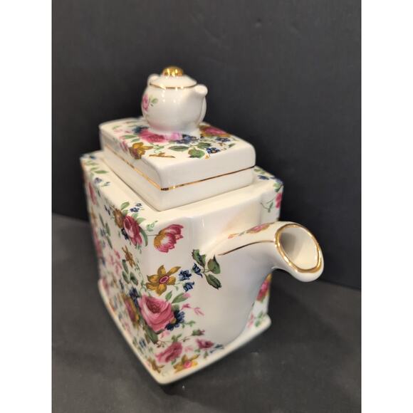 Vintage Sadler "Olde Chintz" teapot, Gold Gilding, Windsor England. 16 Oz - Picture 3 of 13